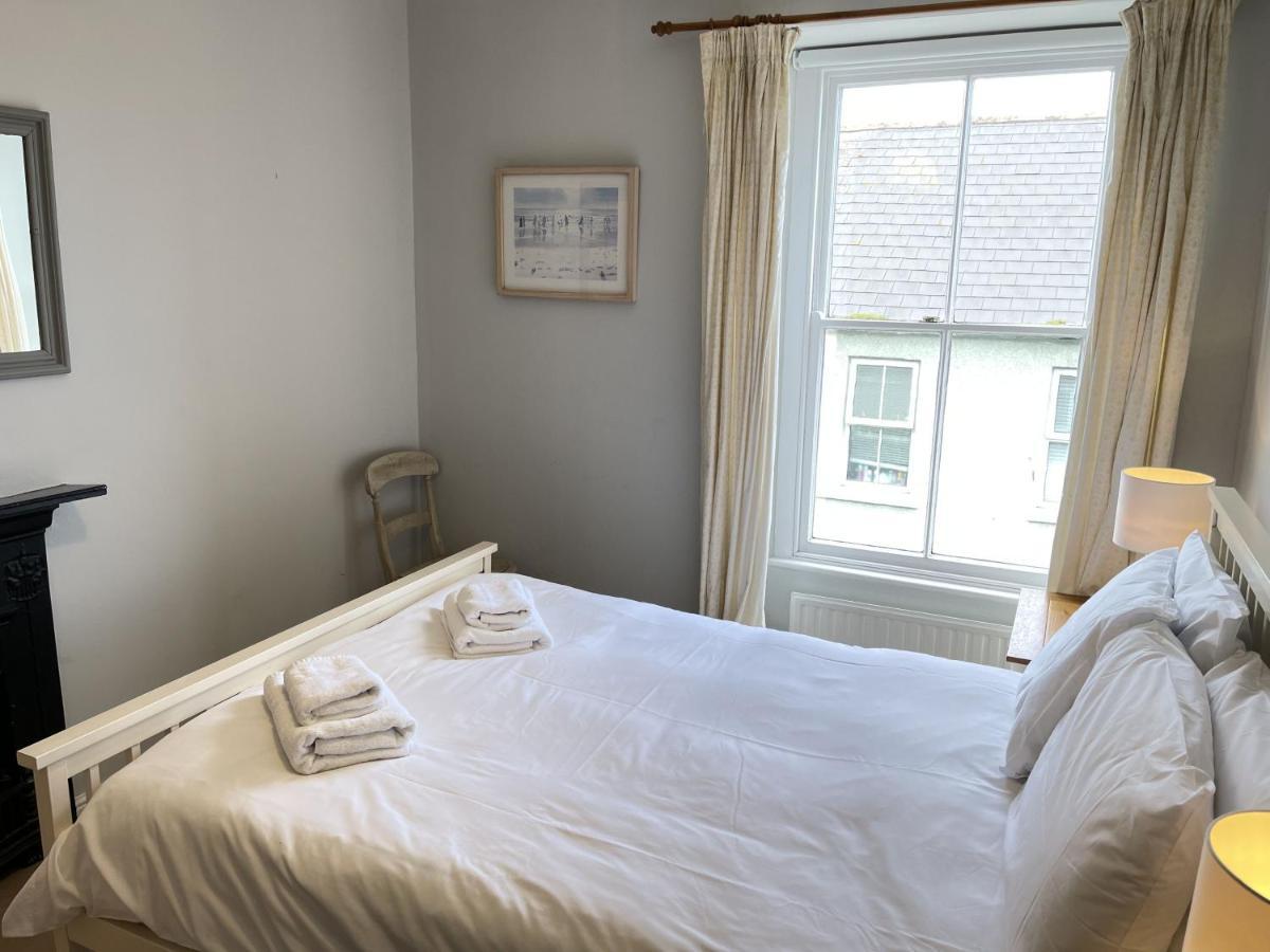 37 Trenwith Place, Charming Family Home & Garden! St Ives Kültér fotó
